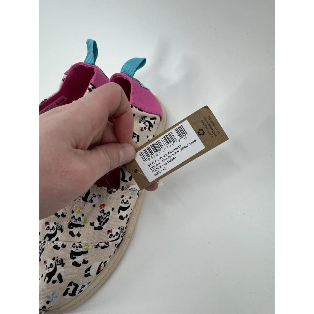 TOMS‎ Panda Slip-On Shoes Size 1.5 Girls NWT no box